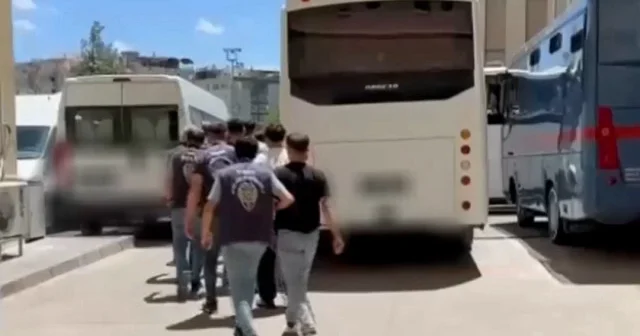 Diyarbakır merkezli 5 ilde bungalov operasyonu: 636 milyon vurgun yapan 6 şüpheli tutuklandı VİDEO İZLE