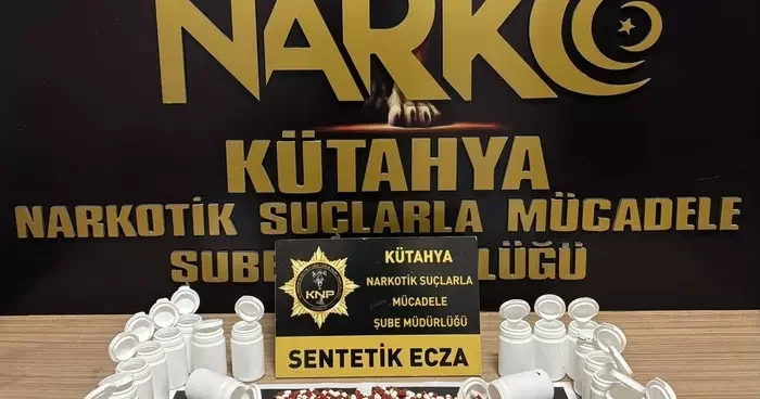 Kütahya da uyuşturucu operasyonu! Yakalanan 4 zanlı tutuklandı