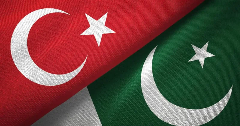 Pakistan dan Türkiye mesajı: Büyük üzüntü duyuyoruz