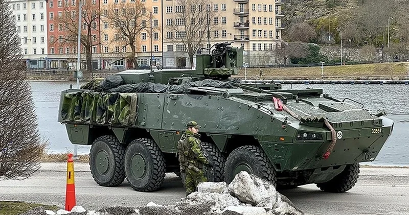 Almanya’nın 1000 adet Leopard 2 tipi ana muharebe tankı alımını değerlendirdiği iddia edildi
