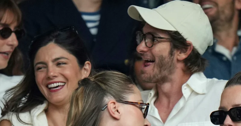 Andrew Garfield ve sevgilisi Monica Barbaro Wimbledon Tenis Turnuvası nı seyretti magazin haberleri