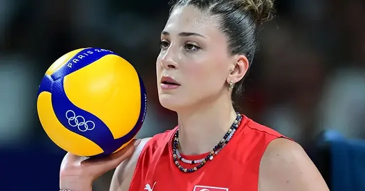 Galatasaray sakatlığı duyurdu! Filenin Sultanları nda İlkin Aydın şoku