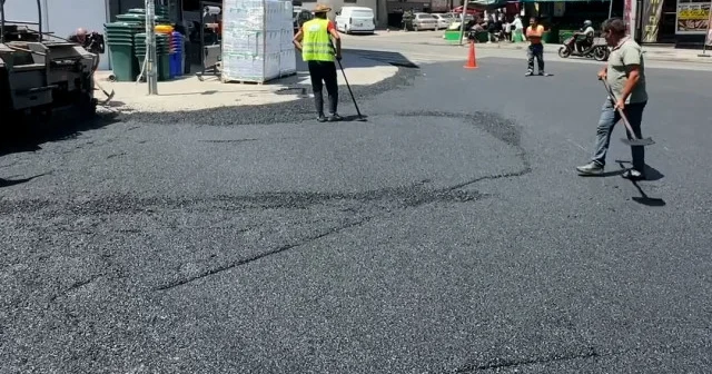 Esenyurt Belediyesi 8 ayda 27 bin 688 ton asfalt ve 159 bin 284 metrekare parke çalışması yaptı VİDEO İZLE
