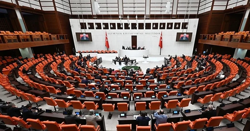 CHP li vekillere dokunulmazlıklar kalkacak mı? 33 ayrı suçlama var! Fezlekenin detayları belli oldu Sözcü Gazetesi