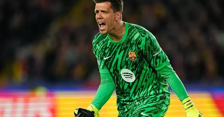 Barcelona, 35 yaşındaki Szczesny ile nikah tazeledi!
