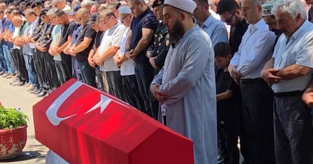 Jandarma Uzman Ahmet Pola son yolculuğuna uğurlandı VİDEO İZLE