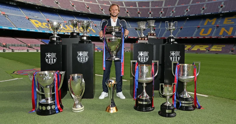 Ivan Rakitic, futbolculuk kariyerine son verdi