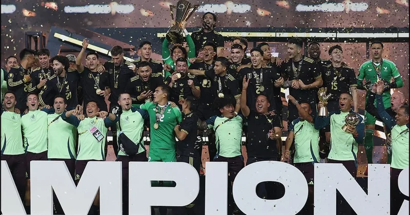 CONCACAF Gold Cup Meksika nın Sözcü Gazetesi