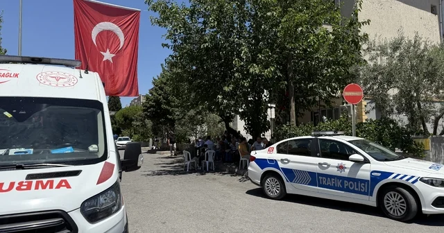 Manisalı şehit astsubay kıdemli çavuş Mangura nın ailesine şehadet haberi verildi Manisa Haberleri