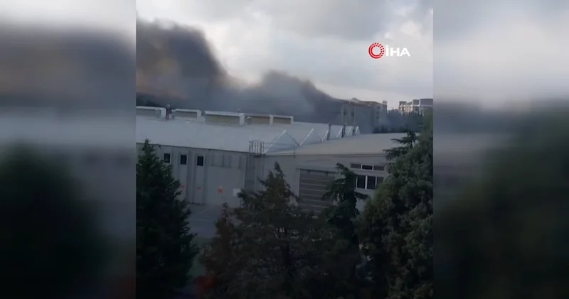 Esenyurt’ta depo yangını: Çok sayıda itfaiye sevk edildi