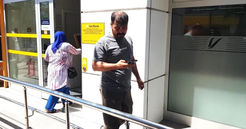 Sahte polise inandı, bin 500 dolarından oldu