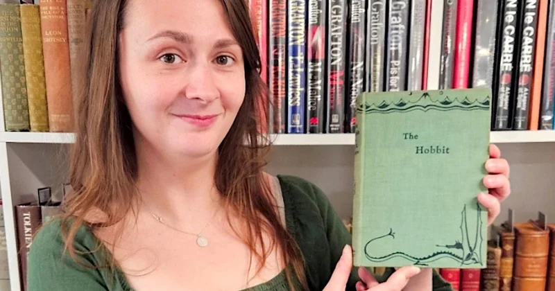 Temizlik yaparken bulunan kitap 43 bin sterline satıldı