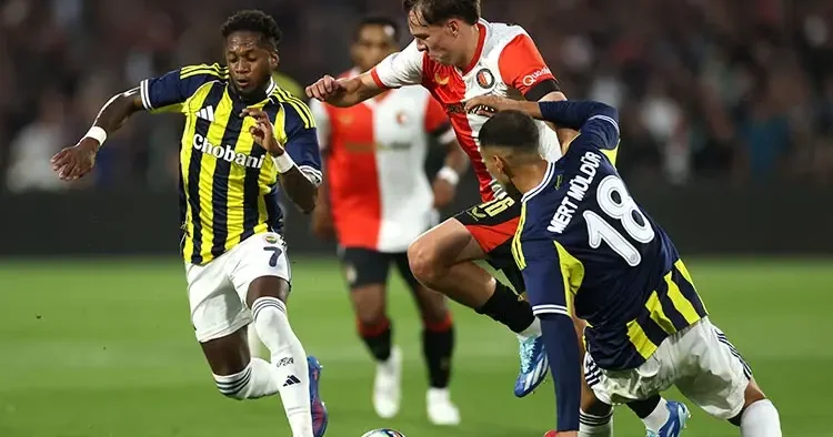 Feyenoord 2 1 Fenerbahçe (UEFA Şampiyonlar Ligi)