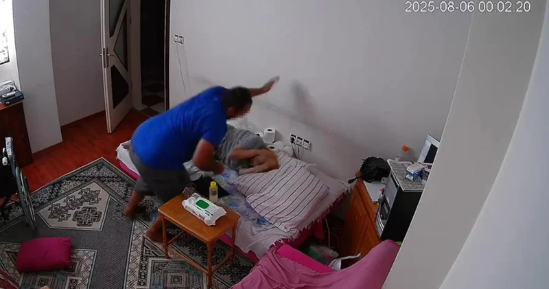 Şizofreni hastası doktor dehşet saçtı: Yatalak annesini döverek komaya soktu