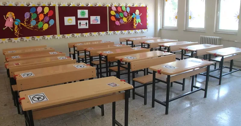 Okullar ne zaman açılıyor (MEB) 2025 2026 1. ve 2.dönem takvimi kesinleşti!