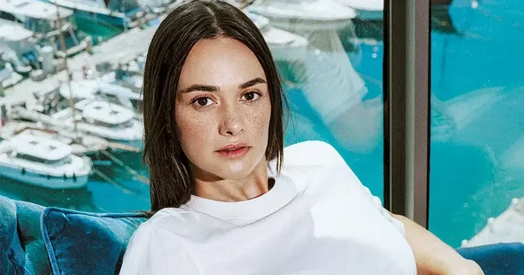 Hande Soral efsanelerle aynı sahnede