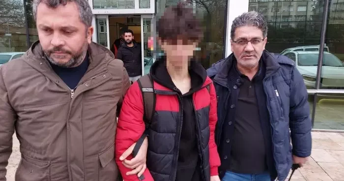 Kanser hastası annesini darbeden ağabeyini öldürmüştü... Cezası belli oldu!
