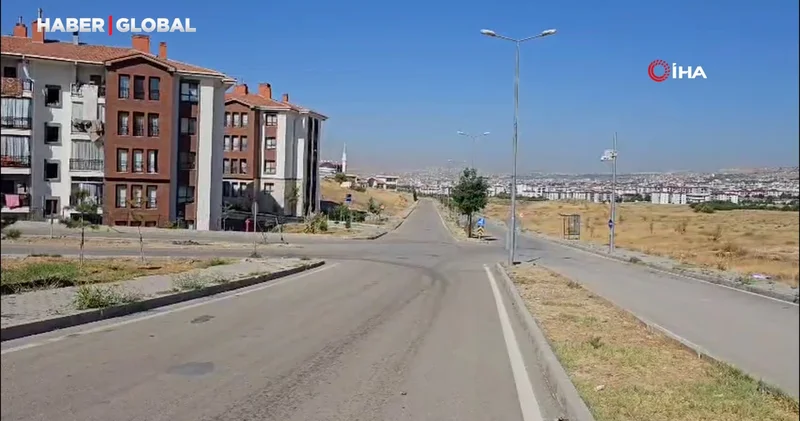 Elazığ’da sıcaklık 40 dereceye yaklaştı, caddeler boş kaldı