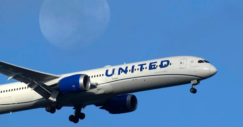 United Airlines ABD genelinde uçuşları durdurdu