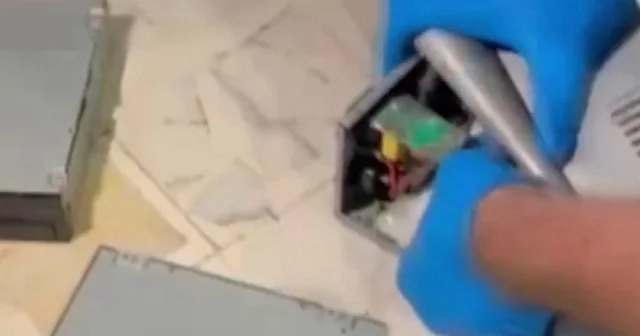 Bilgisayar fanı içerisinden uyuşturucu fışkırdı VİDEO İZLE