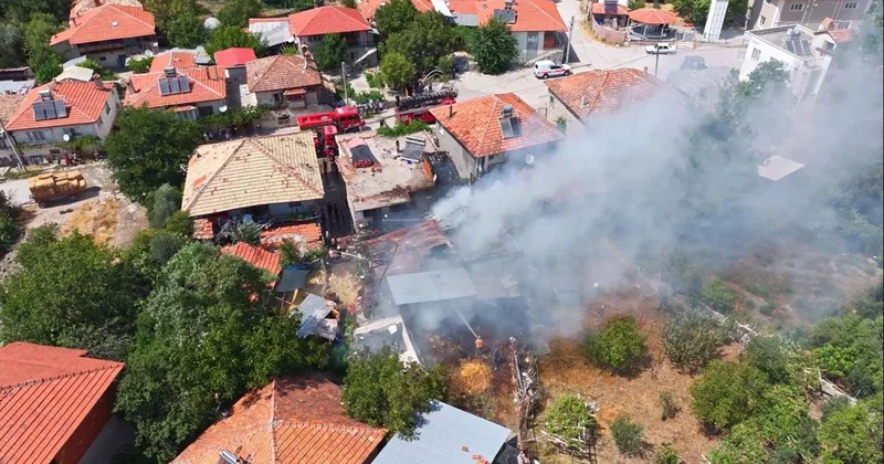Ahırda çıkan yangın eve sıçradı: 6 kişi hastanelik oldu