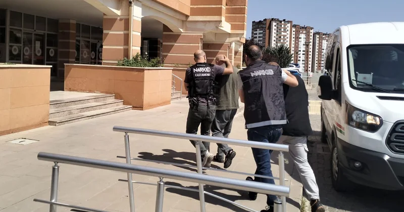 Değeri 3 milyon TL! Kastamonu da kannabinoid ham maddesi ele geçirildi