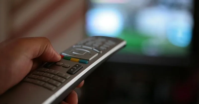 TV YAYIN AKIŞI 7 AĞUSTOS 2025 Bugün TV de ne var, Viking Başakşehir maçı hangi kanalda? Kanal D, Show TV, TRT 1, ATV, Star TV, TV8, Now TV yayın akışı listesi