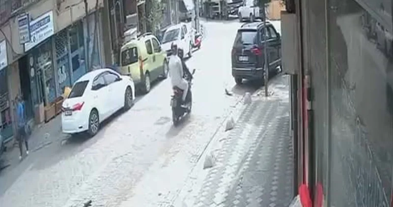 Zeytinburnu’nda emlak ofisine silahlı saldırı! O anlar kamerada