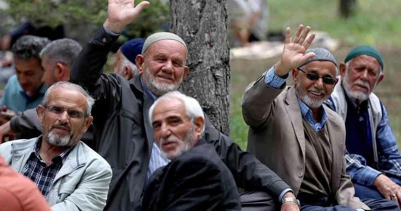 Anlaşma imzalandı: Emekliye müjdeyi başkan verdi
