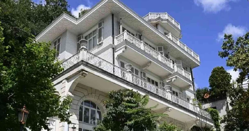 25 milyonluk indirim de yetmedi: İstanbul Boğazı ndaki Beyaz Köşk yine satılamadı