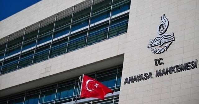 AYM’den tartışmalı karar: FETÖ’den ihraç edilene ikramiye Ankara Haberleri