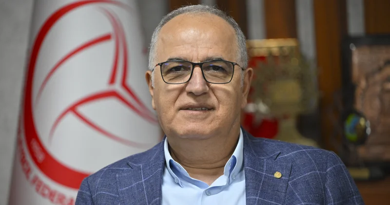 Mehmet Akif Üstündağ: Türk voleybolunun geldiği yerin alkışlanması gerek! Voleybol Haberleri