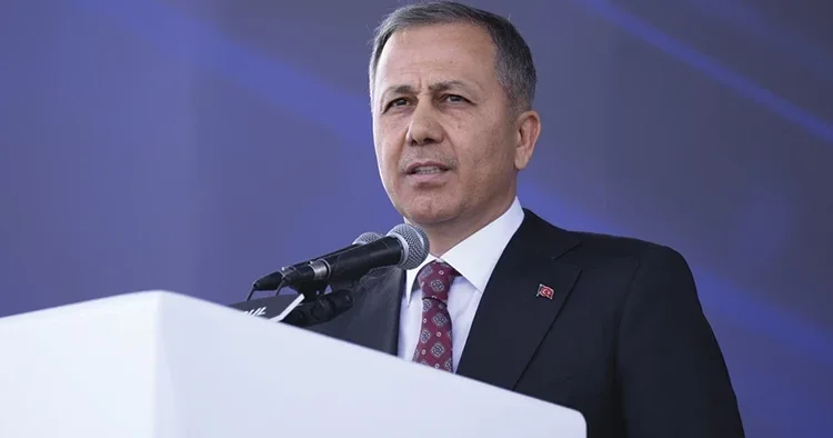 Bakan Yerlikaya: Gönüllü geri dönüş yapan Suriyelilerin sayısı 1 milyon 213 bin 620 kişiye ulaştı