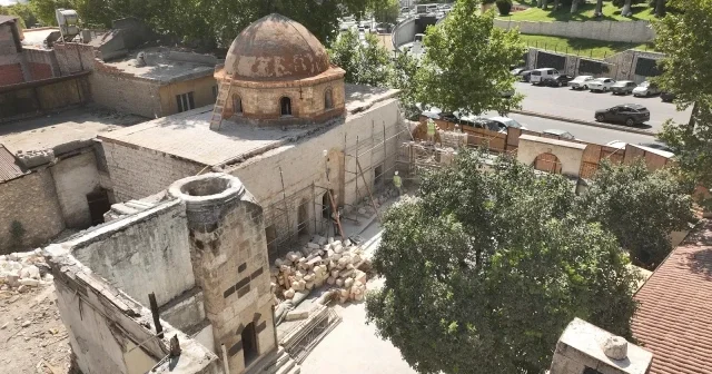 Büyükşehir 6 Şubat depremlerinden etkilenen tarihi Boğazkesen Camii nin yaralarını sarıyor Gündem Haberleri