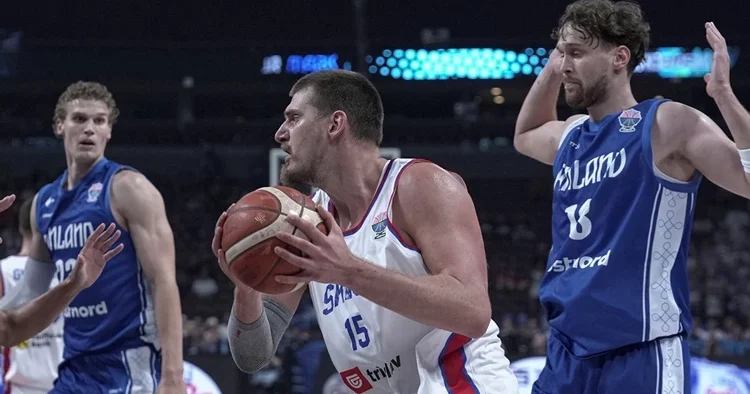 Sırbistan EuroBasket e veda etti, Finlandiya çeyrek finalde!