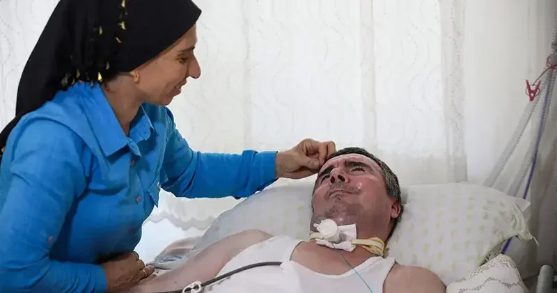 Beynine pıhtı atıp yatağa bağımlı hale gelen bahçıvan için fizik tedavi talebi