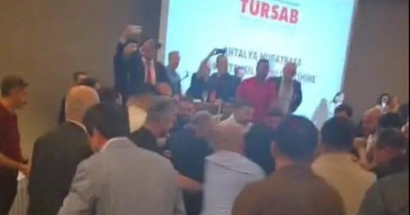 Antalya da sandık başında kavga çıktı: O anlar kamerada Sözcü Gazetesi