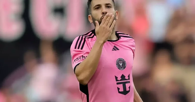 Bir devir sona eriyor! Jordi Alba dan futbola veda