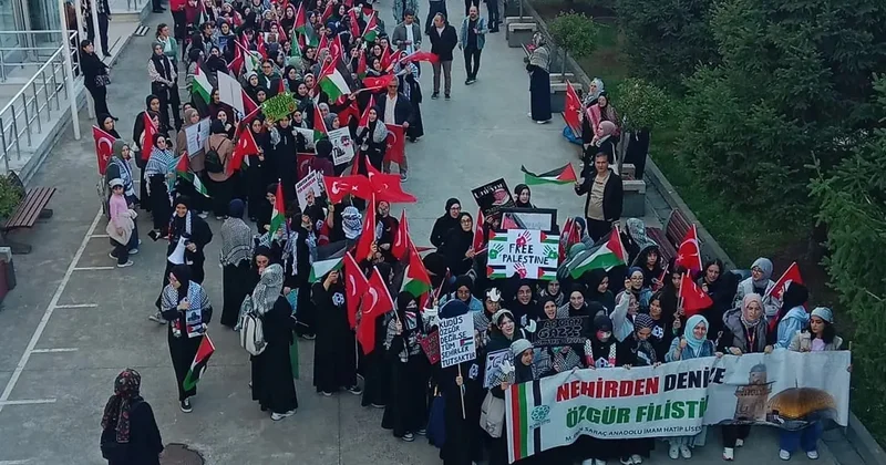 İmam hatipli gençlerden Gazze direnişine anlamlı destek!
