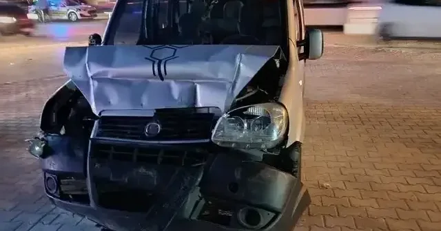 Önünde yavaşlayan tıra arkadan çarptı: İki yaralı Bursa Haberleri
