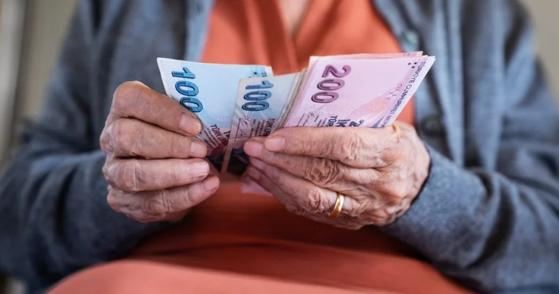 2026 Ocak ayında memur ve emekli yüzde kaç zam alacak? En düşük emekli ve memur ve memur emeklisi maaşı ne kadar olacak?