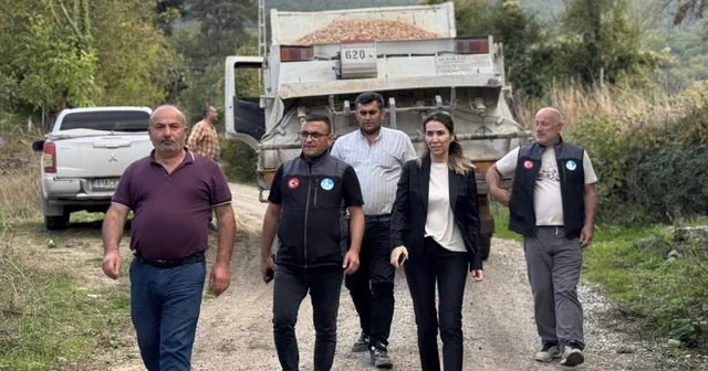 Gerze Kaymakamı Büyüker, köy yollarındaki çalışmaları inceledi Sinop Haberleri