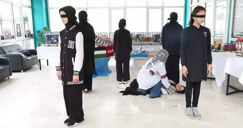 Başakşehir de öğrenciler Gazze nin Sessiz Çığlığı nı anlattı