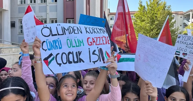 Adıyaman da öğrencilerden Filistin ve Gazze için farkındalık etkinliği Adıyaman Haberleri