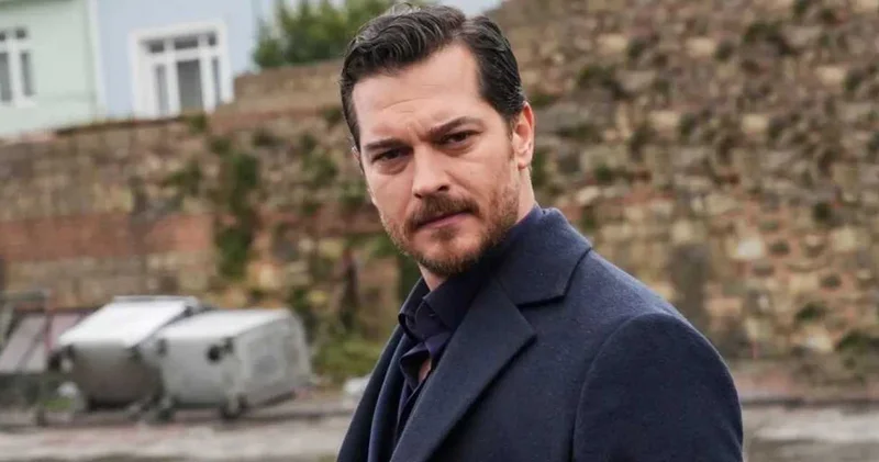 Çağatay Ulusoy un ikizi Adana da ortaya çıktı: Satışlar patladı!