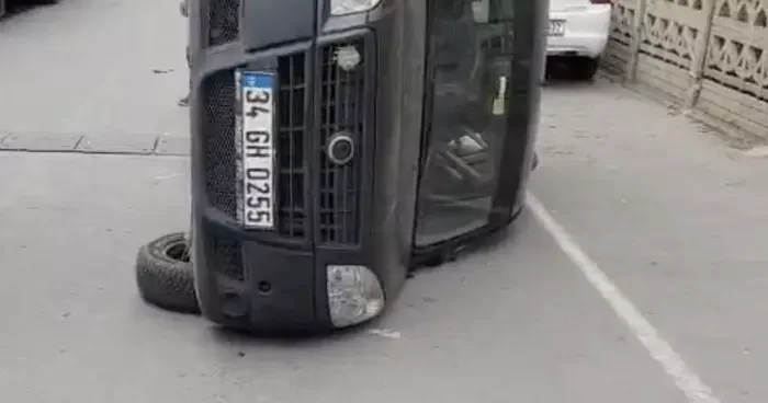 Trafik kazasında otomobil devrildi: 1 kişi yaralandı