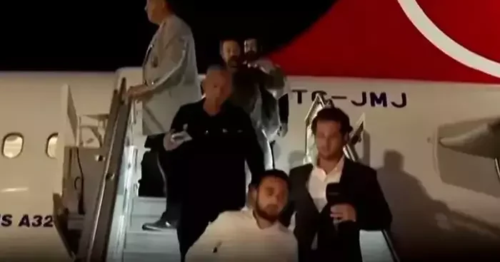 İsrail esir aldığı 15 Türk SUMUD aktivisti yurda döndü: İşte ilk görüntüler