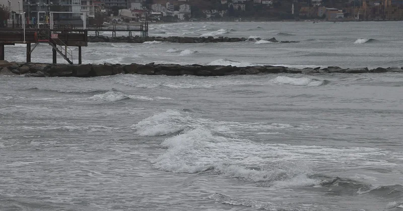 Tekirdağ da poyraz ulaşımı aksattı: 9 gemi açıkta bekliyor