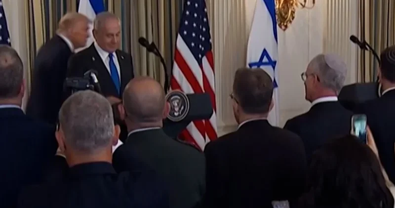 Donald Trump, Netanyahu’yu azarladı!