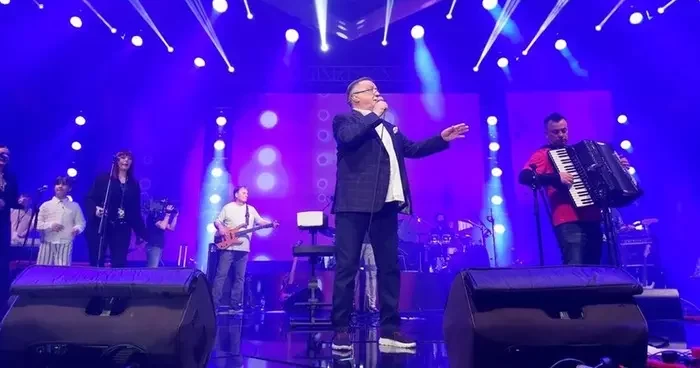Balkan müziğinin efsanesi Halid Bešlić hayatını kaybetti